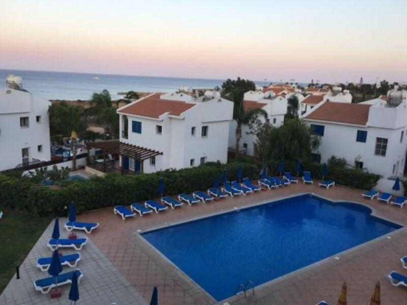 פרוטאראס Maistros Hotel Apartments מראה חיצוני תמונה